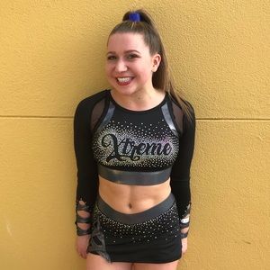 Meet your Posher, Corinne